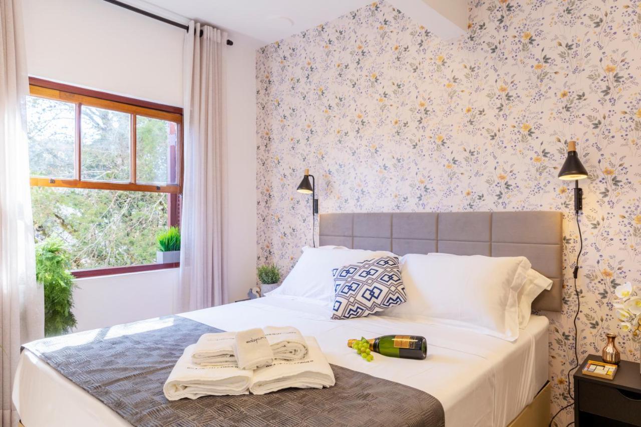 Apartamento 3 Quartos No Capivari Com Lareira Campos do Jordão