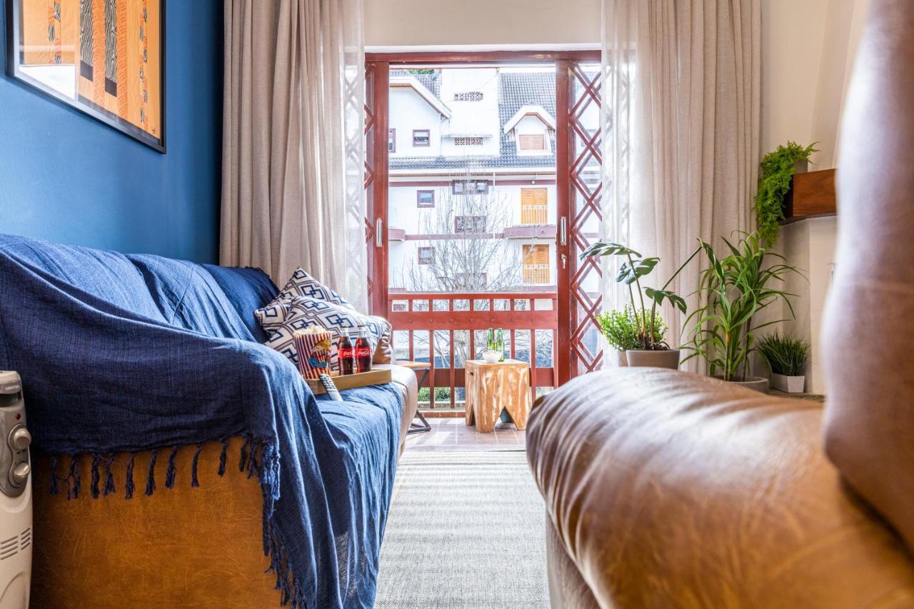 3 Quartos No Capivari Com Lareira Apartamento *